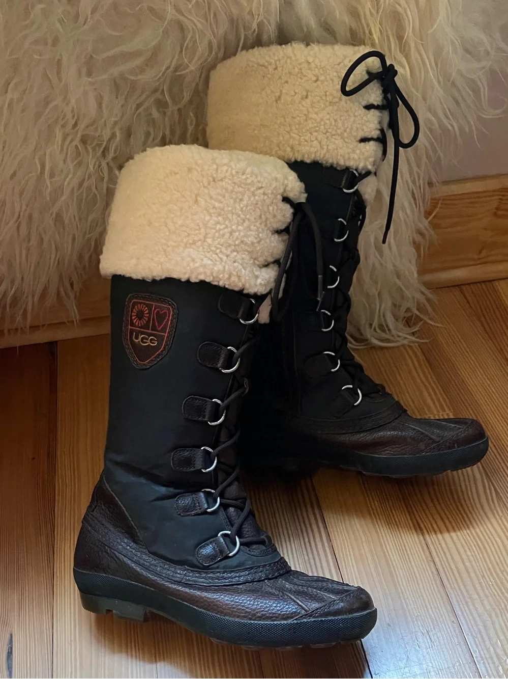 UGG Australia Edmonton waterproof winter boots Sz 6.5